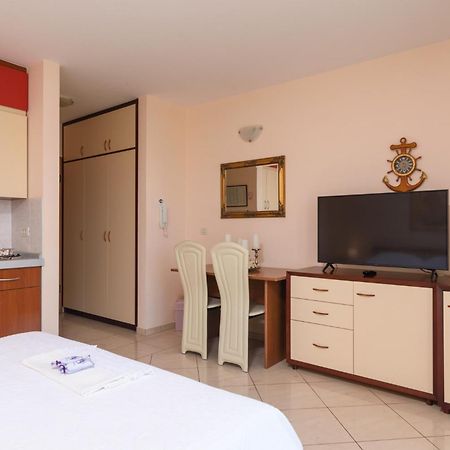 Apartments Jozic Трогир Экстерьер фото