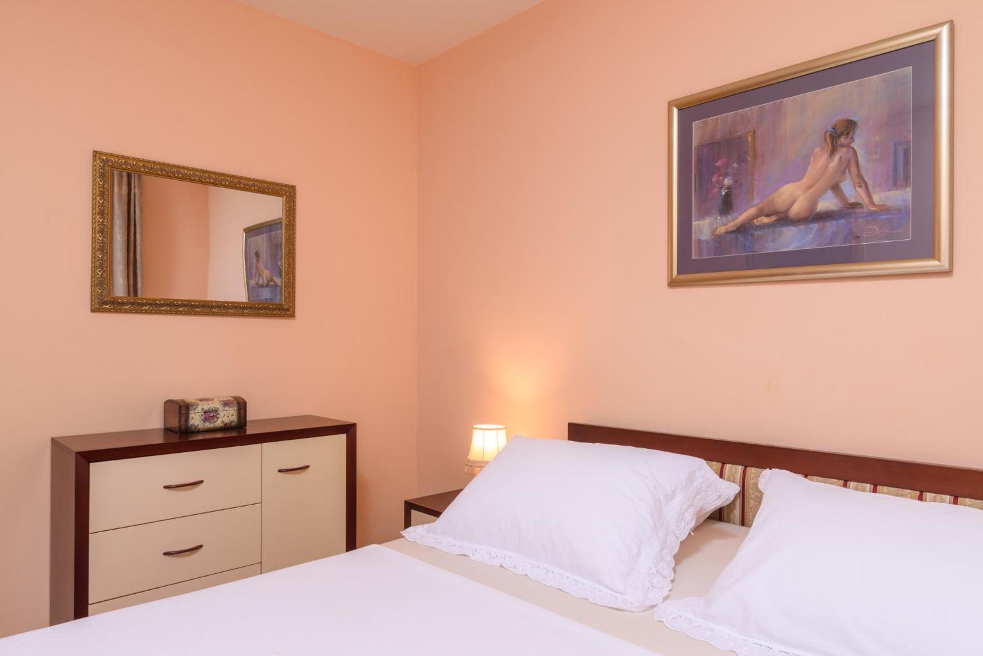 Apartments Jozic Трогир Экстерьер фото